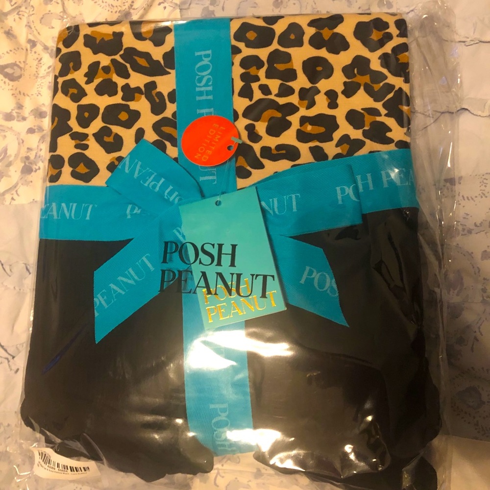 Posh Peanut Lana Leopard Luxe Patoo